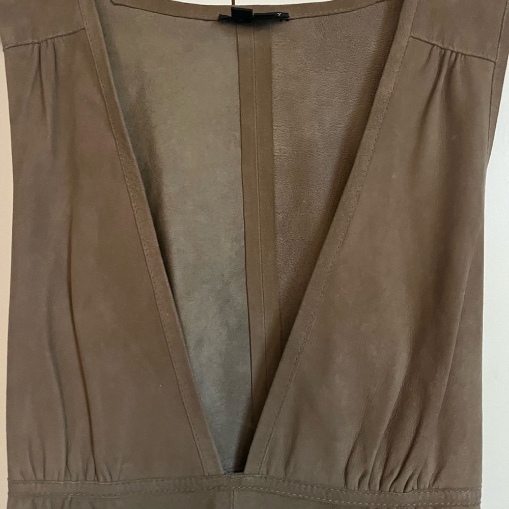 Theory Tan deep V tie back Y2K Top